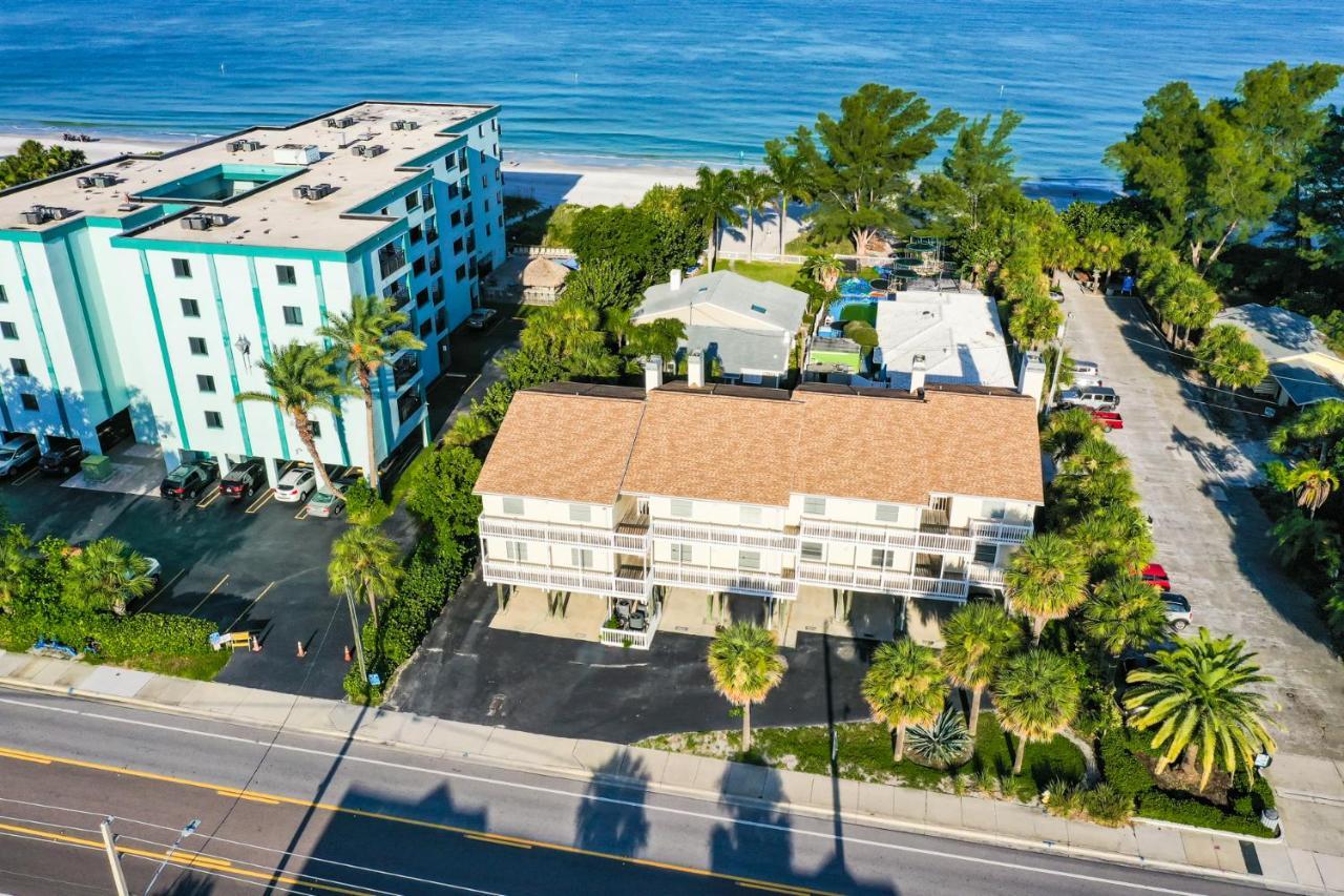 100 Steps To Beautiful Indian Rocks Beach, Oceanside, 2 Bedroom Updated Condo クリアウォーター・ビーチ エクステリア 写真