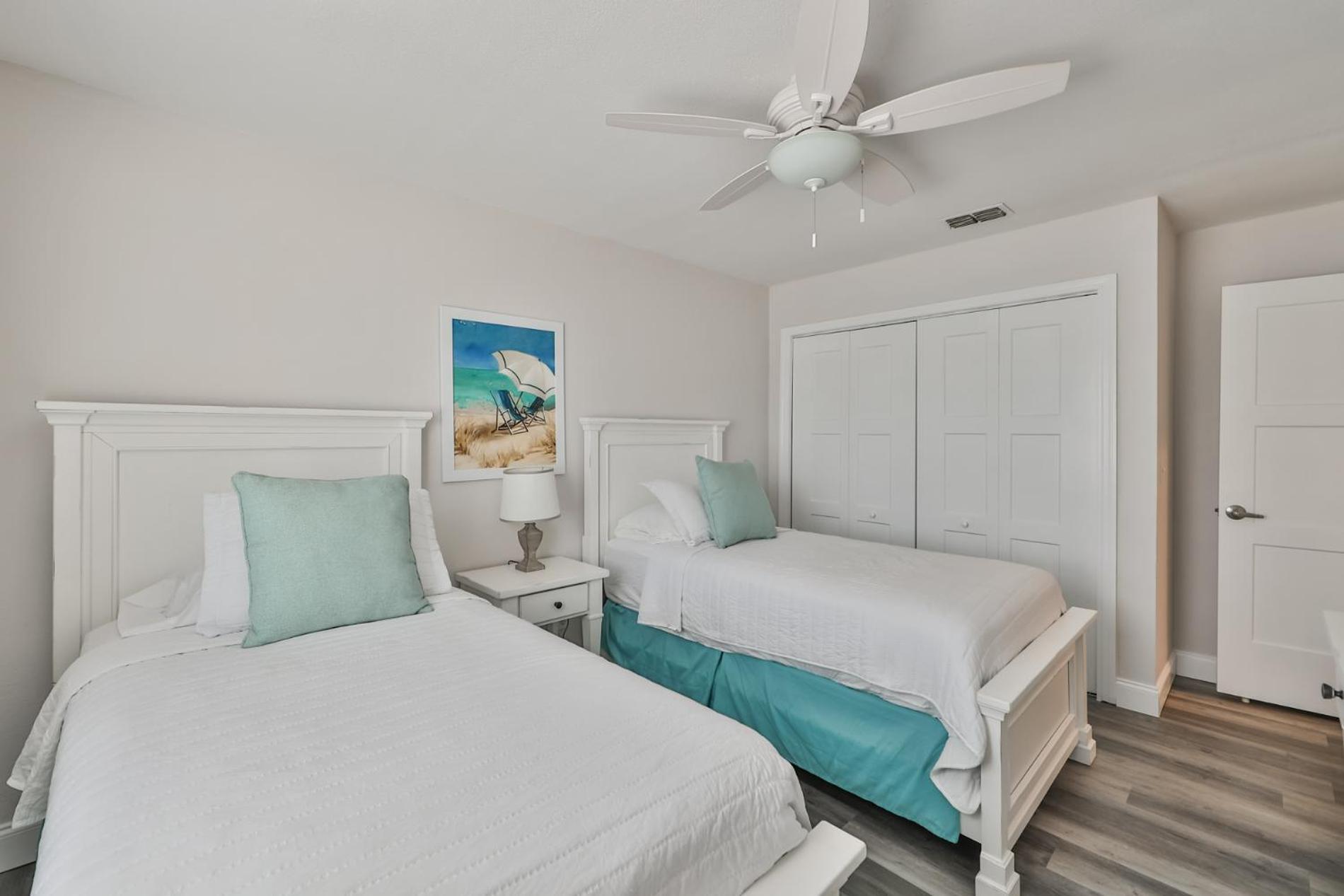 100 Steps To Beautiful Indian Rocks Beach, Oceanside, 2 Bedroom Updated Condo クリアウォーター・ビーチ エクステリア 写真